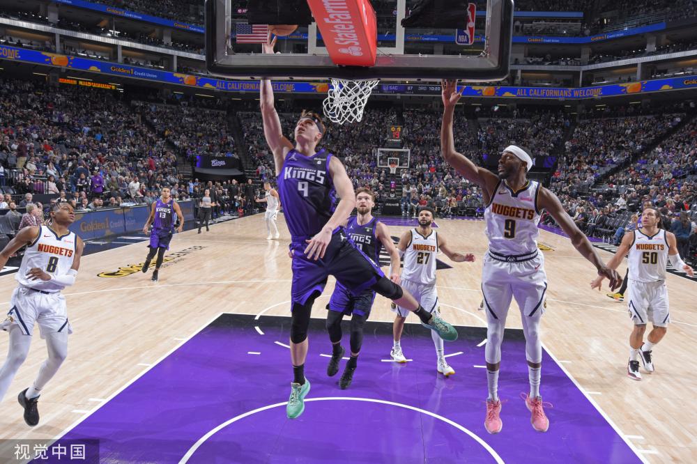 防守反击 防守反击